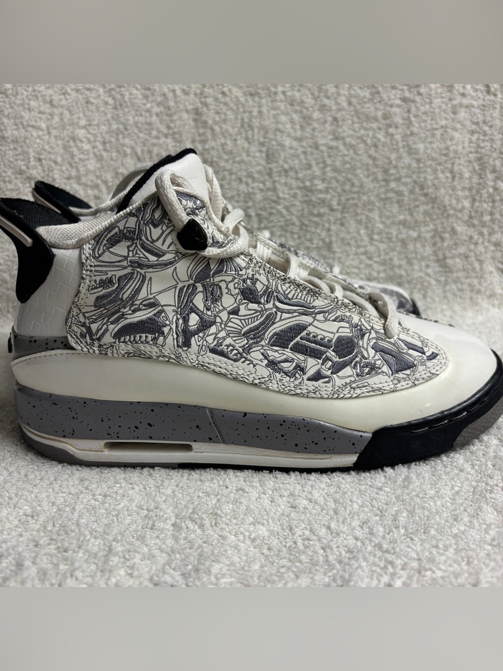 Jordan Dub Zero Mid White Cement size 5Y